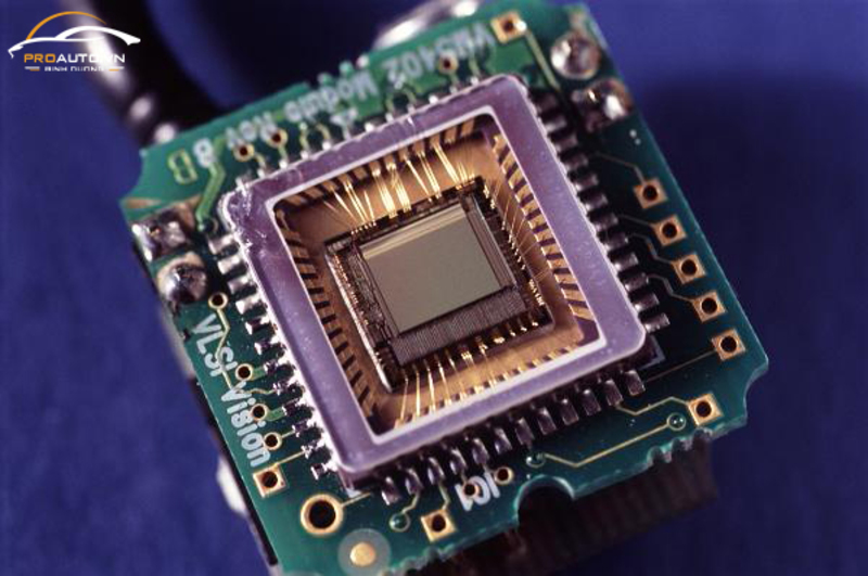 Xem kỹ thông tin về chip xử lý khi mua camera hành trình ô tô 