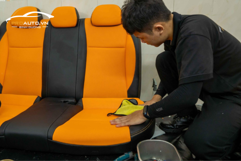Kinh nghiệm bọc ghế da ô tô tại Thuận An 