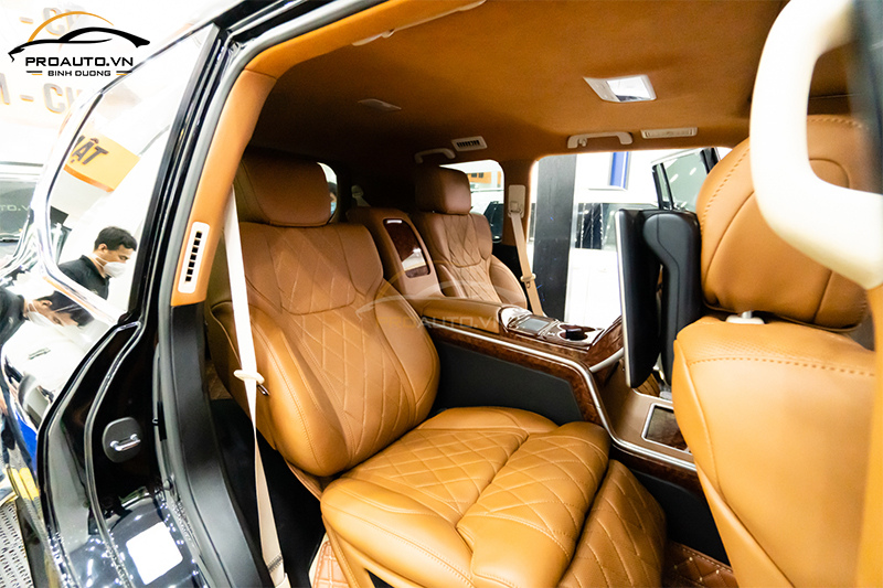 Độ ghế Limousine ô tô nhập khẩu phân khúc SUV