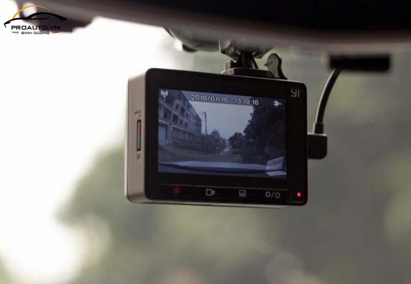 Camera hành trình Xiaomi Yi Car 2K