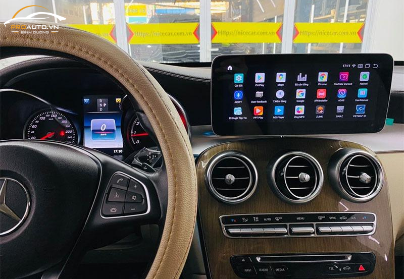 Nâng cấp màn hình android ô tô cho xe Mercedes độ Maybach tại Bình Dương